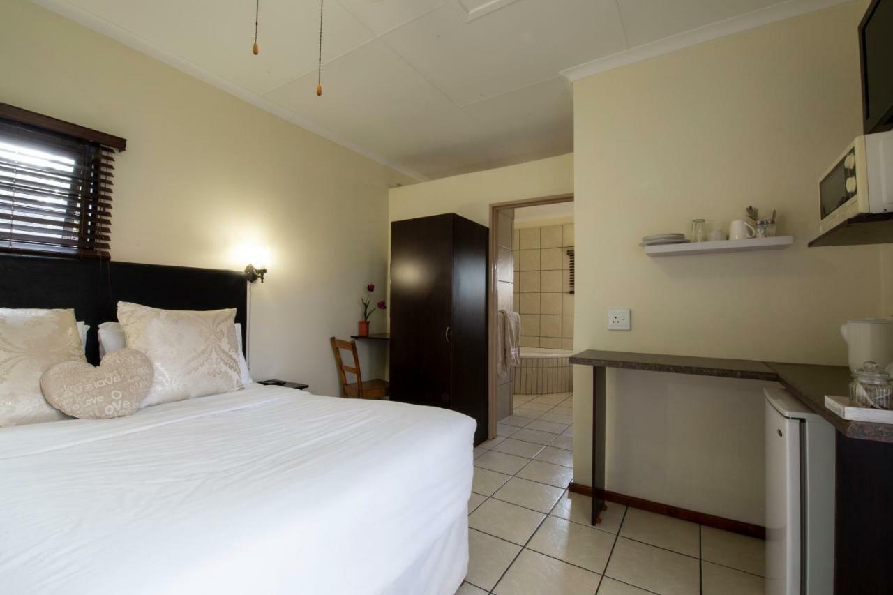 Angelica Guest House Boksburg Ngoại thất bức ảnh